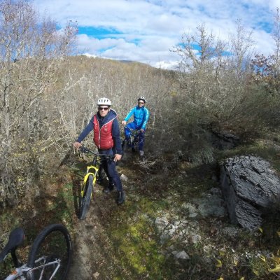 Mountain Bike & E-BIKE TOURS 