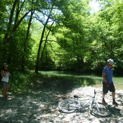 Mountain Bike & E-BIKE TOURS 