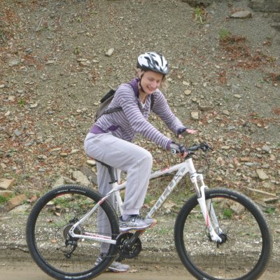 Mountain Bike & E-BIKE TOURS 